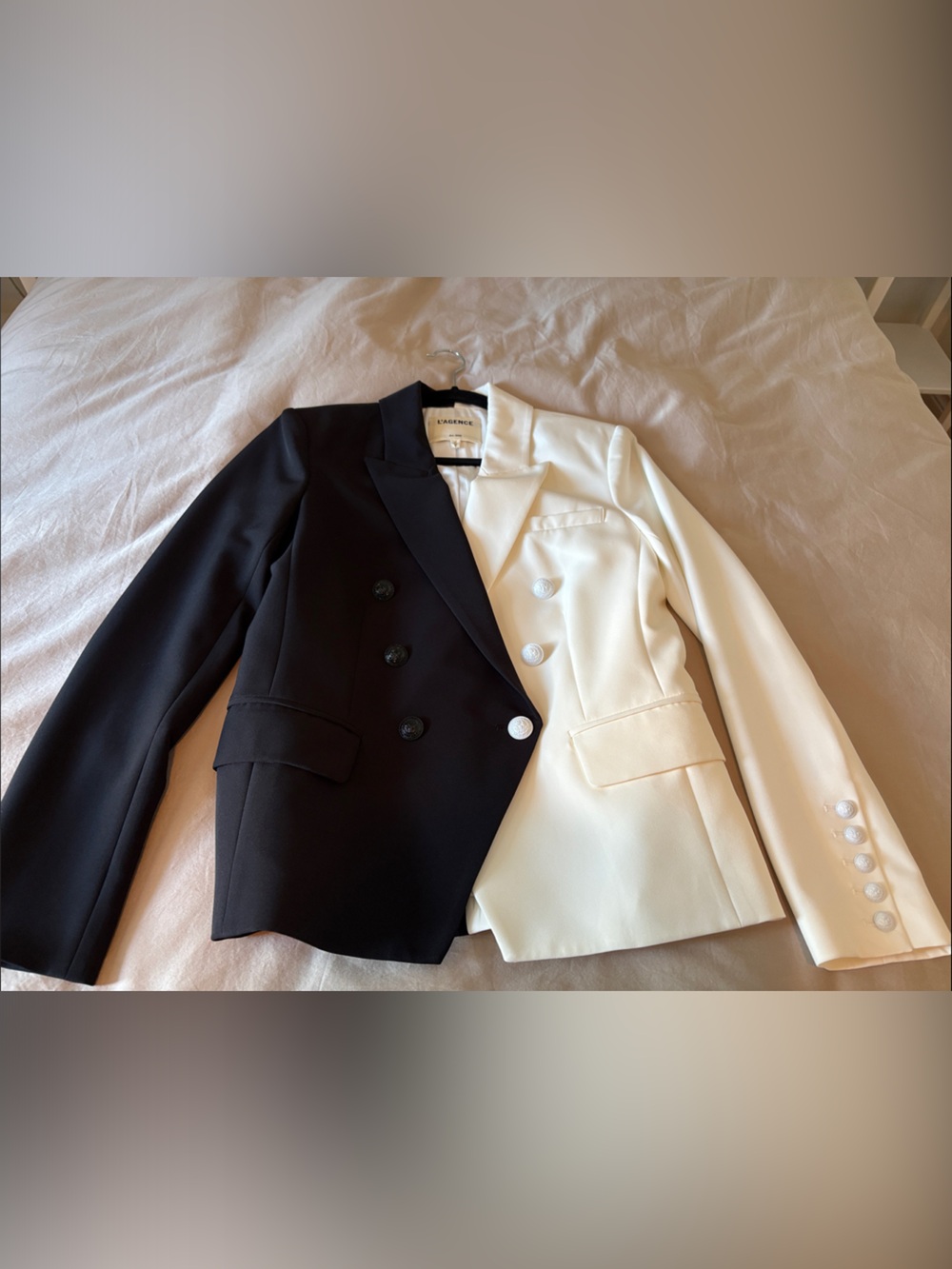 L'AGENCE Black and Cream Colorblock Blazer, size 6